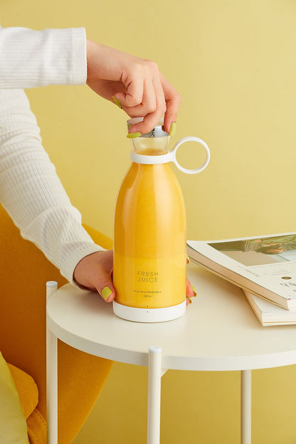 VelleLuna™ Blender Bottle